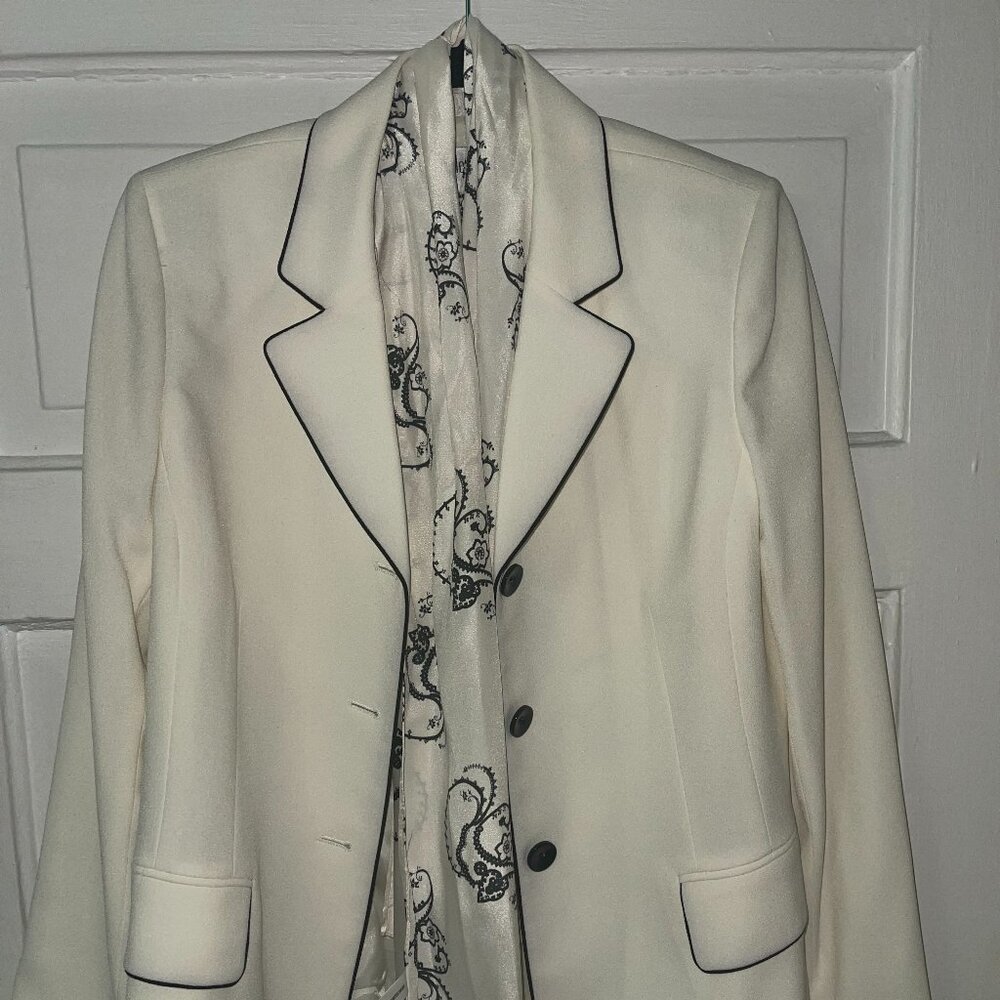 Elegant White Women's Blazer with Black trim and scarf
